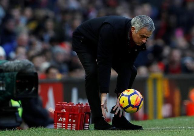  曼联补时阶段连入两球，滕哈格迎执教首场胜利